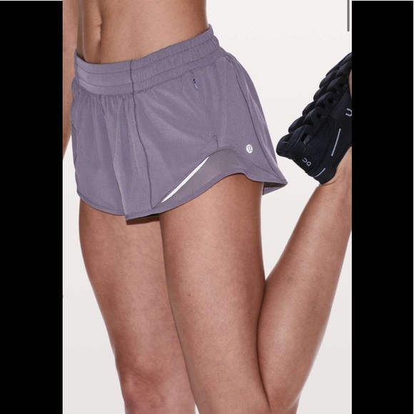 lululemon hotty hot short ii